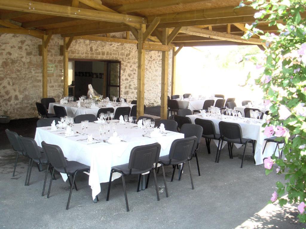Hotel Auberge De Bonpas Logis De France Aviñón Exterior foto